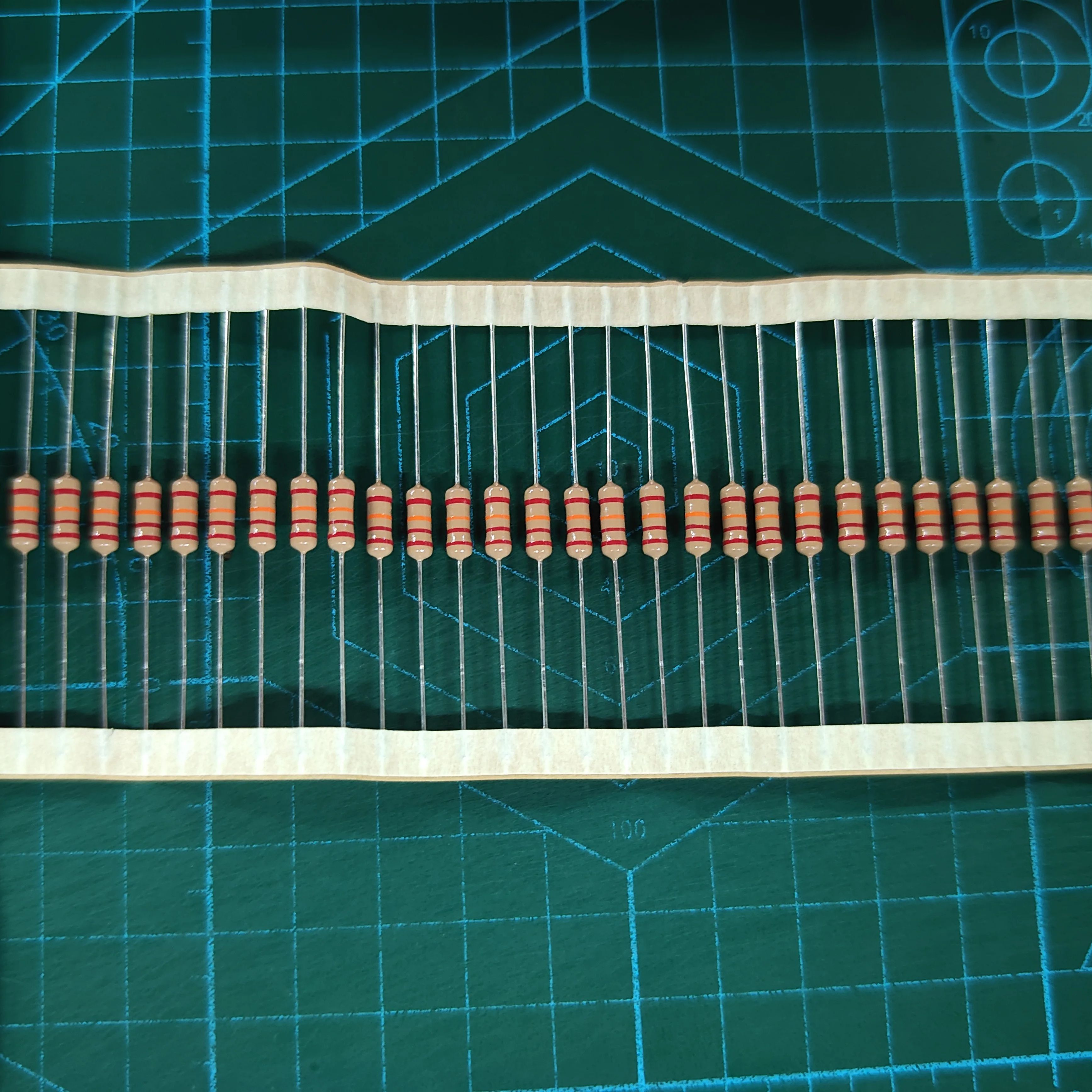 1/2W 0.5W Ceramic Carbon Film  - Musical Instrument Diy recensione e prezzo
